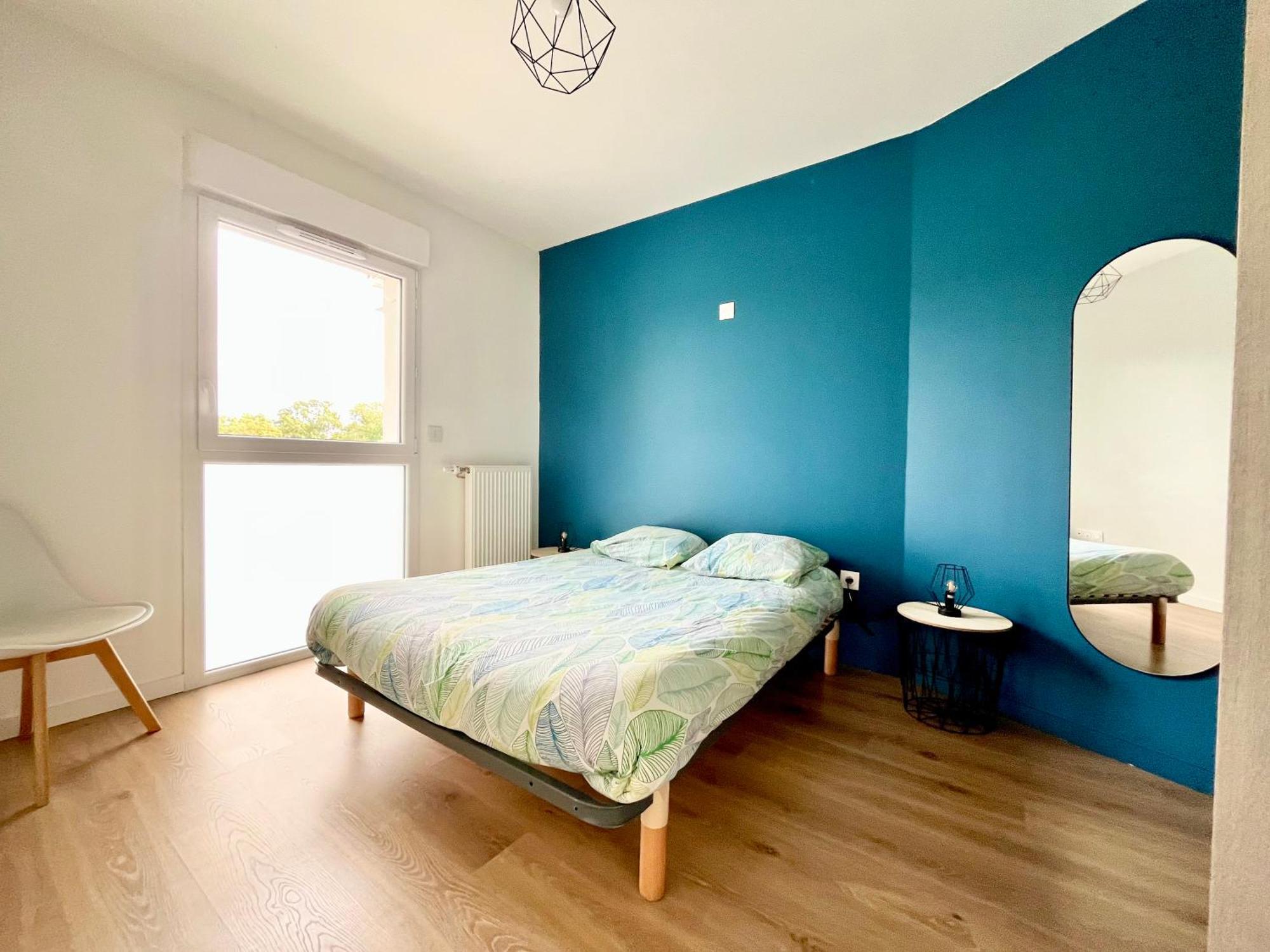 Superbe Exterieur, 2 Chambres, Parking * La Rochelle (Charente-Maritime)
